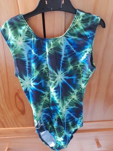 Milano green dye gymnastics